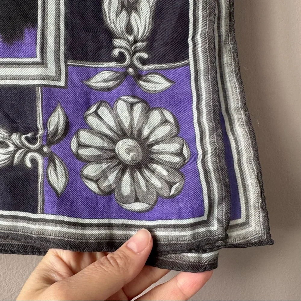 Versace Authentic Purple Leopard Print‎ Bordered Cashmere Blend Pashmina Scarf